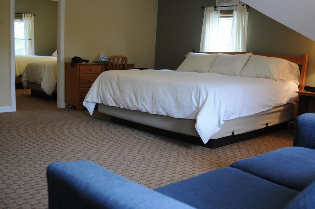 Purity Spring Resort Madison Room photo