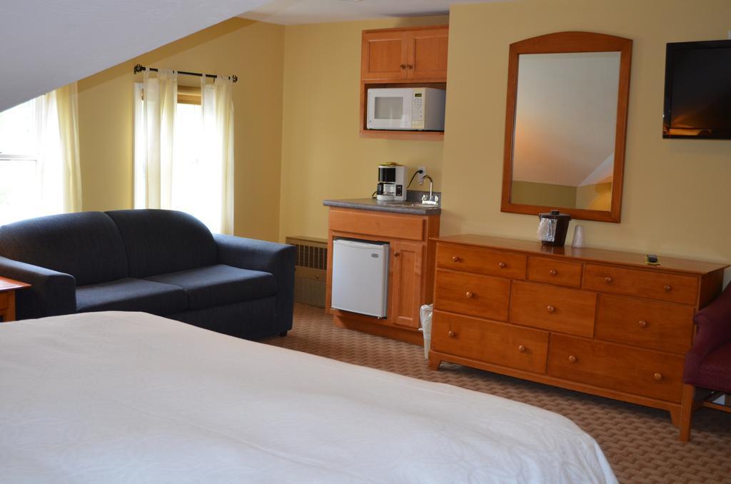 Purity Spring Resort Madison Room photo
